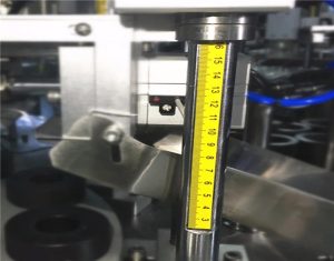 Riempitrice per tubi cosmetici a tenuta ad ultrasuoni